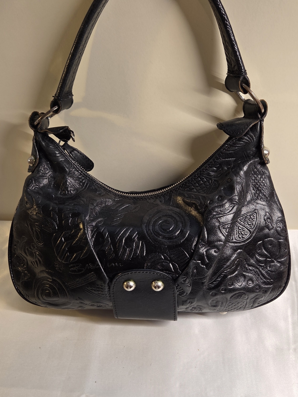 Embossed Leather Shoulder Bag - Black